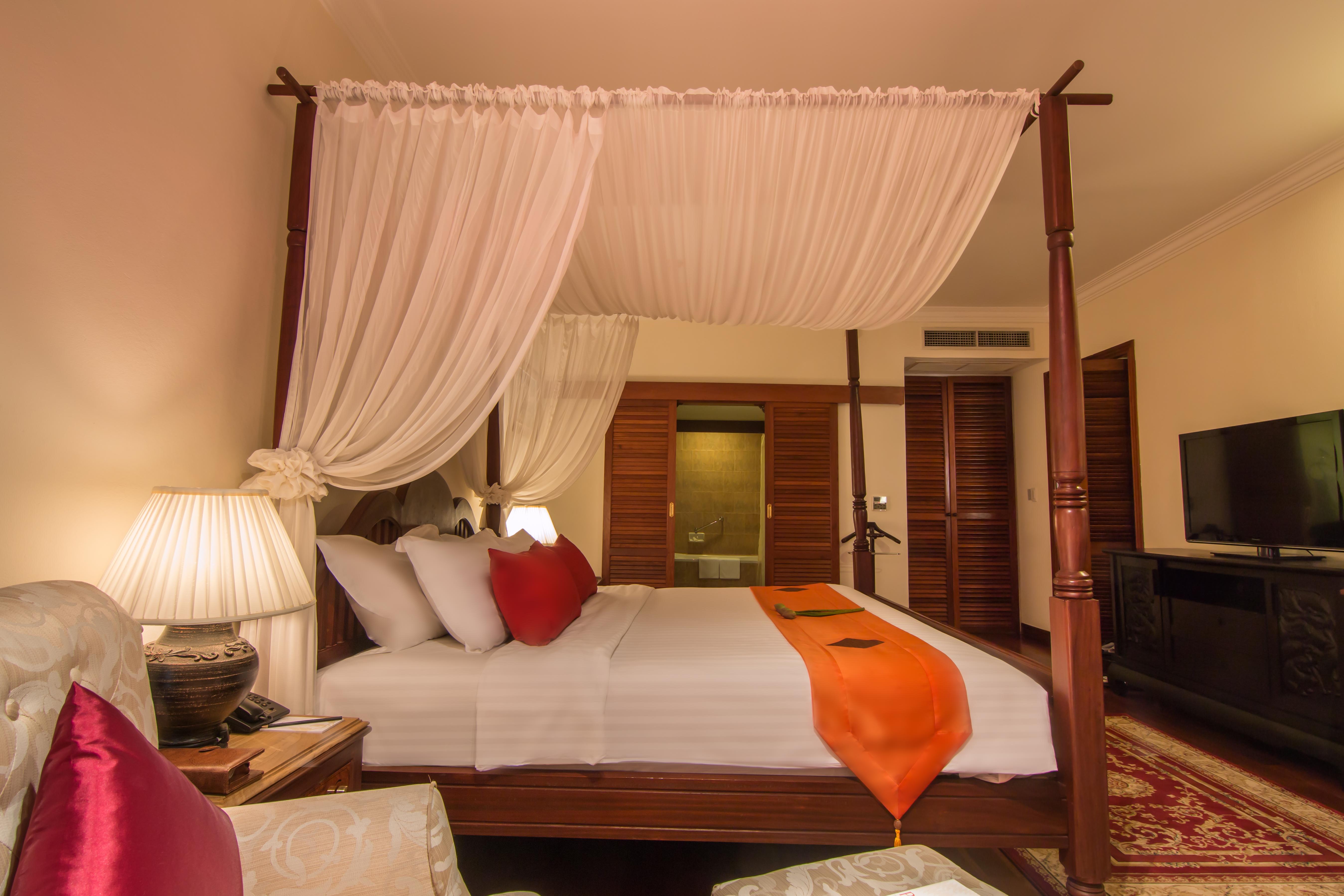 Angkor Palace Resort & Spa Siem Reap Bagian luar foto
