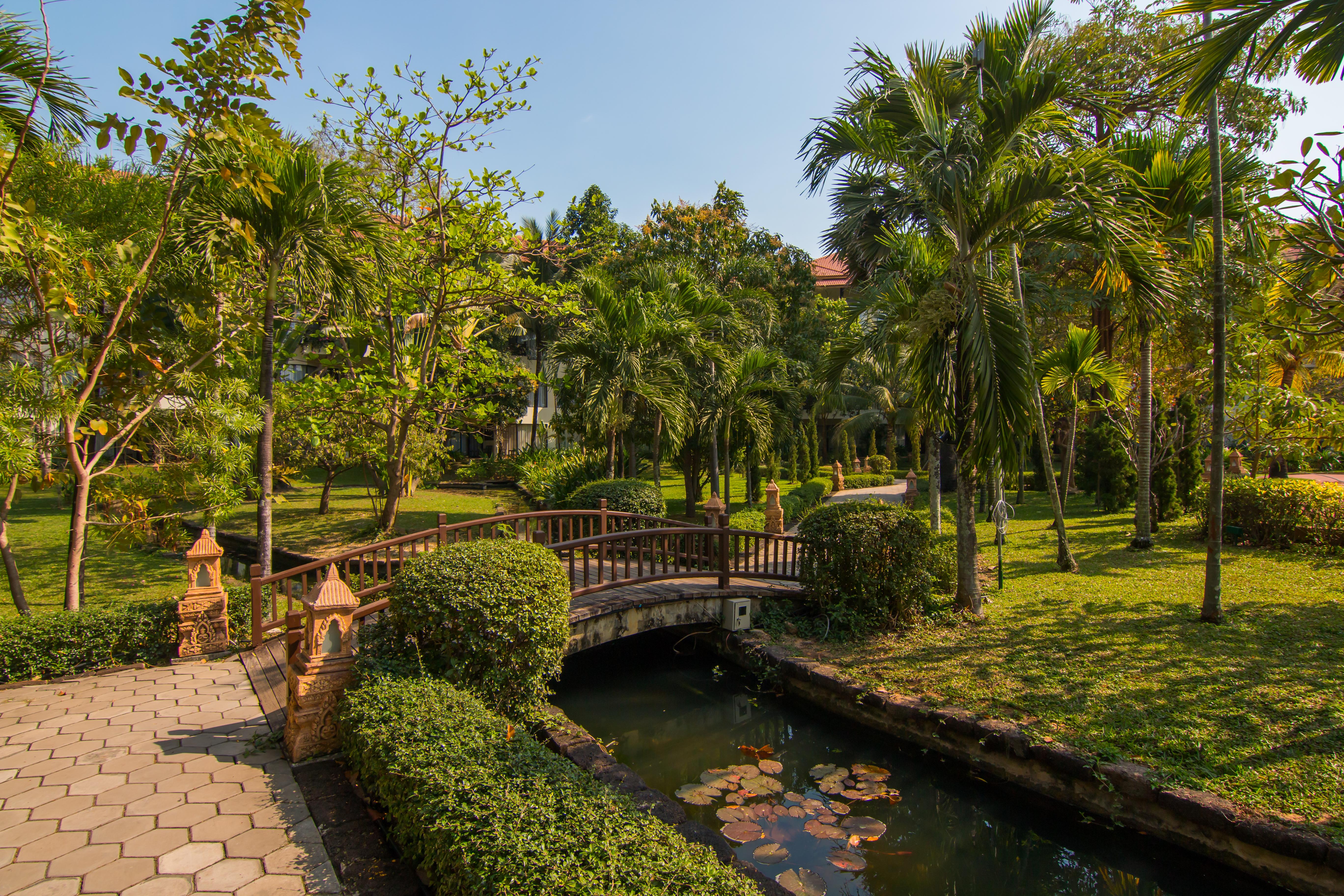 Angkor Palace Resort & Spa Siem Reap Bagian luar foto