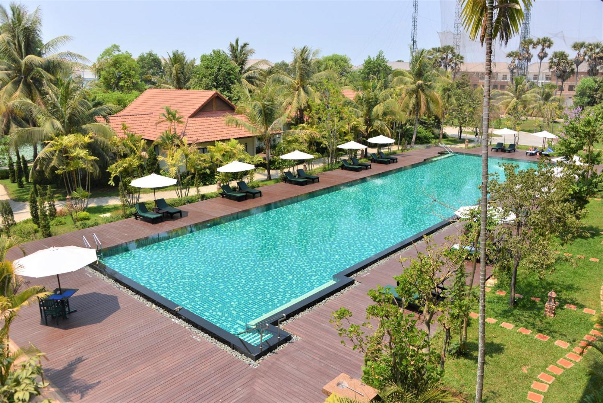 Angkor Palace Resort & Spa Siem Reap Bagian luar foto